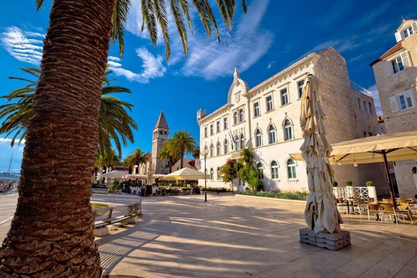 טרוגיר Villa Kartelo מראה חיצוני תמונה